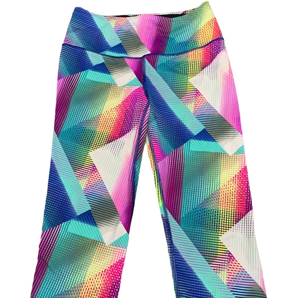 Like new Victoria Secret crop pants